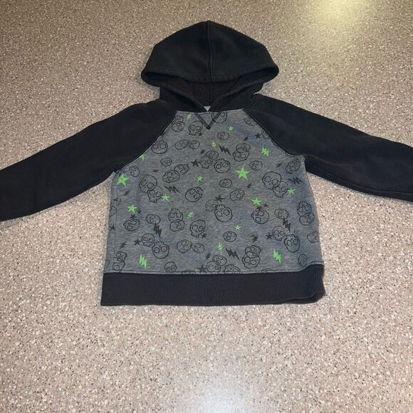 Toddler Hoodie With Skulls ~ 3T ~ Jumping Beans ~ EUC - Picture 2 of 3
